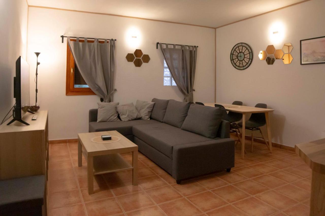 Apartamentos Erlueta Calatayud Exterior photo